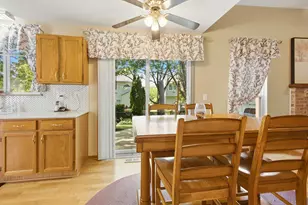 14 W Country Walk Dr, Round Lake Beach, IL 60073 - Photo 13