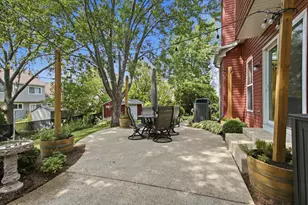 14 W Country Walk Dr, Round Lake Beach, IL 60073 - Photo 33