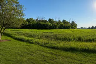 2239 Reflections Dr, Aurora, IL 60502 - Photo 21