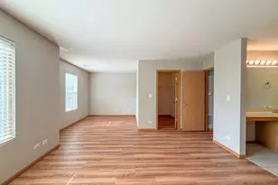 2239 Reflections Dr, Aurora, IL 60502 - Photo 11