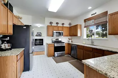 1819 Krowka Drive, Des Plaines, IL 60018 - Photo 7