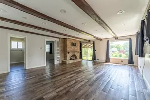 425 S Clarendon Ave, Addison, IL 60101 - Photo 23