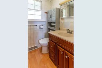 425 S Clarendon Avenue, Addison, IL 60101 - Photo 15