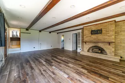 425 S Clarendon Avenue, Addison, IL 60101 - Photo 25