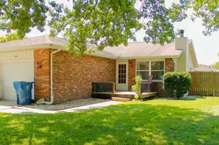 1260 Deerpath Dr, Morris, IL 60450 - Photo 1