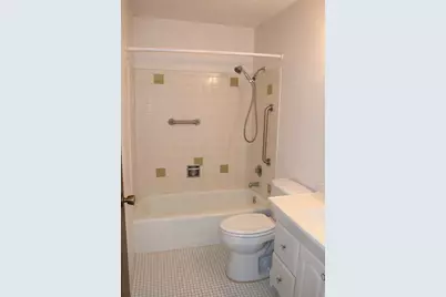 2200 S Stewart Avenue #1C, Lombard, IL 60148 - Photo 7