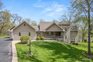 37 Park Dr, Yorkville, IL 60560 - Photo 1