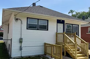 11344 S Parnell Ave, Chicago, IL 60628 - Photo 3