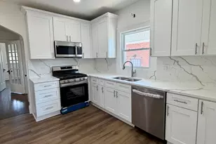 11344 S Parnell Ave, Chicago, IL 60628 - Photo 7