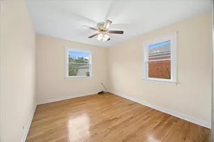 1307 Hull Ave, Westchester, IL 60154 - Photo 11