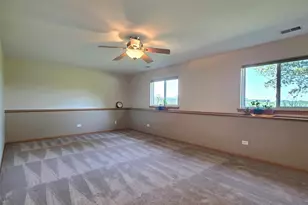 473 Kingston Dr, New Lenox, IL 60451 - Photo 9