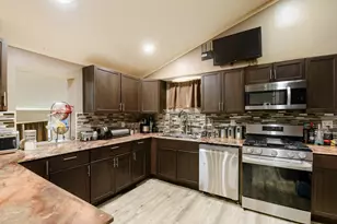 15318 Hastings Dr, Dolton, IL 60419 - Photo 5