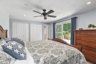 101 S Cedarcrest Dr, Schaumburg, IL 60193 - Photo 19