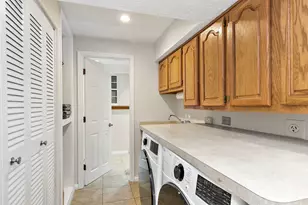 101 S Cedarcrest Dr, Schaumburg, IL 60193 - Photo 27