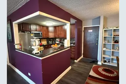 2005 S Finley Road #203, Lombard, IL 60148 - Photo 3