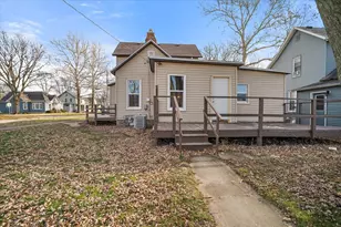 201 W Chestnut St, Fairbury, IL 61739 - Photo 9