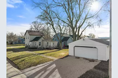 201 W Chestnut Street, Fairbury, IL 61739 - Photo 5