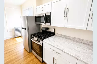 3806 W Irving Park Road #8, Chicago, IL 60618 - Photo 5