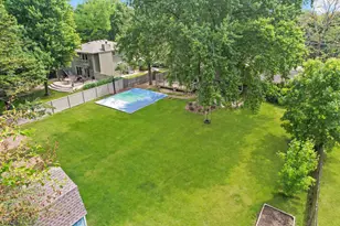 11S556 Book Rd, Naperville, IL 60564 - Photo 29
