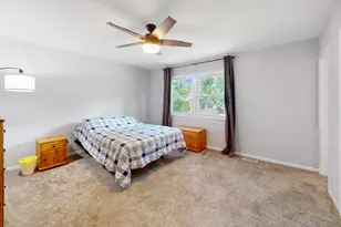 11S556 Book Rd, Naperville, IL 60564 - Photo 19