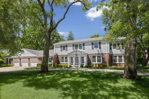 1150 Willow Ln, Northbrook, IL 60062 - Photo 1