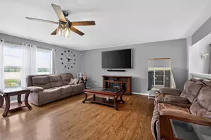 3006 Arbor Dr, McHenry, IL 60050 - Photo 3