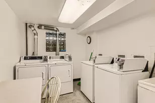 1734 W Estes Ave, Chicago, IL 60626 - Photo 11
