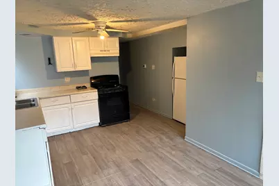 15020 Woodlawn Avenue, Dolton, IL 60419 - Photo 13
