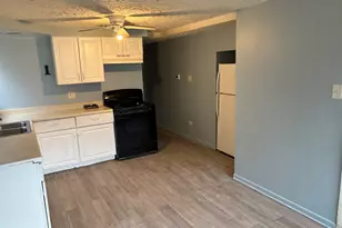15020 Woodlawn Ave, Dolton, IL 60419 - Photo 13