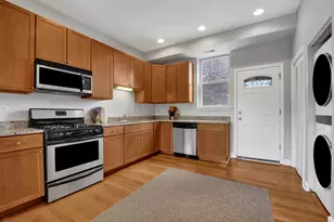 1457 W Thome Ave, Chicago, IL 60660 - Photo 11