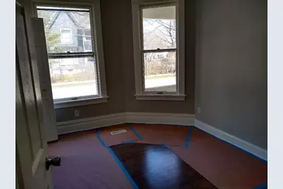 472 N Spring Street, Elgin, IL 60120 - Photo 5