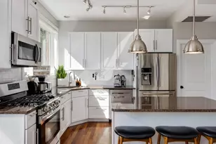 1950 N Honore St, Chicago, IL 60622 - Photo 9