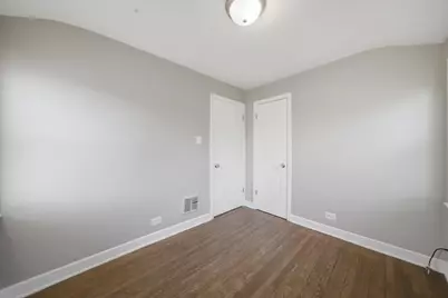 10122 S Luella Avenue, Chicago, IL 60617 - Photo 17
