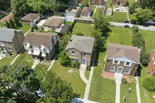 10122 S Luella Ave, Chicago, IL 60617 - Photo 25