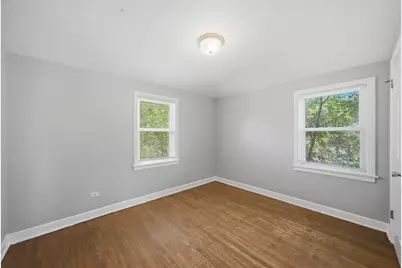 10122 S Luella Avenue, Chicago, IL 60617 - Photo 15