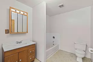 481 Lasalle Dr, Lake Holiday, IL 60552 - Photo 21