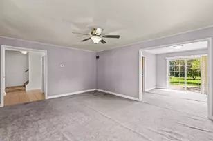 481 Lasalle Dr, Lake Holiday, IL 60552 - Photo 13