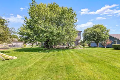 200 E Webb Street, Sandwich, IL 60548 - Photo 35