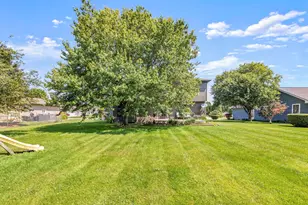 200 E Webb St, Sandwich, IL 60548 - Photo 35