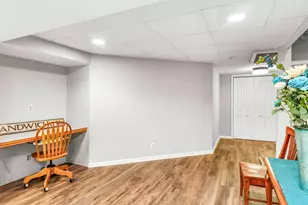 200 E Webb St, Sandwich, IL 60548 - Photo 27