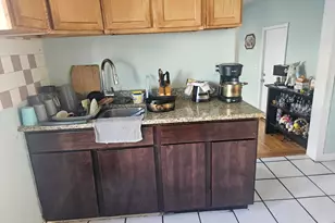 2144 W 19th St, Chicago, IL 60608 - Photo 5