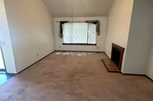 912 Pomona Dr, Champaign, IL 61822 - Photo 3