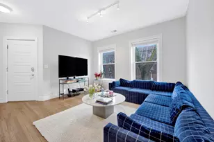 3600 N Oakley Ave, Chicago, IL 60618 - Photo 7