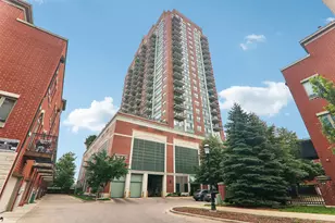 1717 S Prairie Ave, Chicago, IL 60616 - Photo 1