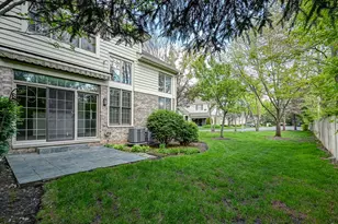 128 Fairway Dr, La Grange, IL 60525 - Photo 29