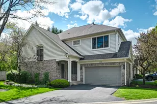 128 Fairway Dr, La Grange, IL 60525 - Photo 1