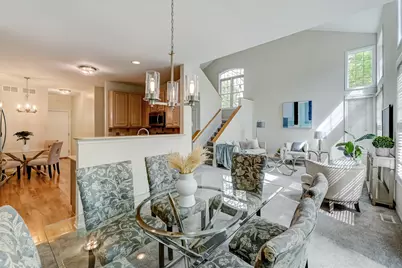128 Fairway Drive, La Grange, IL 60525 - Photo 9