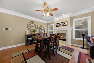 844 N Ellsworth St, Naperville, IL 60563 - Photo 9