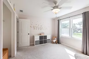 16 Crystal Ridge Dr, Crystal Lake, IL 60012 - Photo 21