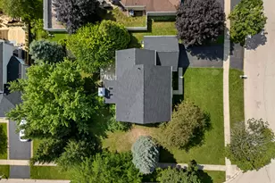 189 Hampton St, Cary, IL 60013 - Photo 31